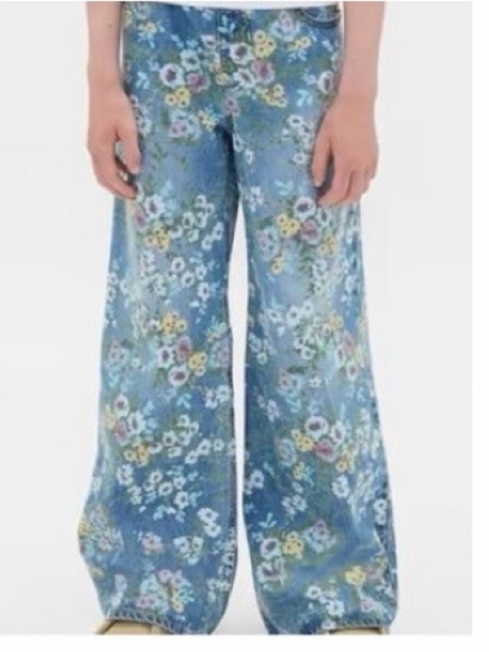 GAP Floral Wide-Leg Jeans in Light Blue
